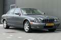Jaguar XJ 4.2 V8 Sovereign NAP Youngtimer Leder Stoelverwarm Gris - thumbnail 15