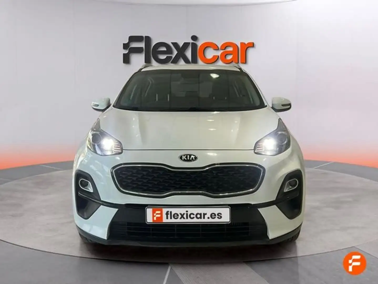 Kia Sportage 1.6 MHEV Drive 100kW (136CV) 4x2 Blanco - 2