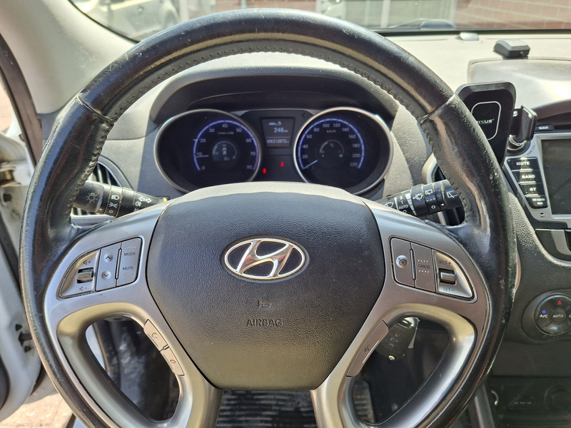 Hyundai iX35 2.0i Style Clima NAP — photo 12