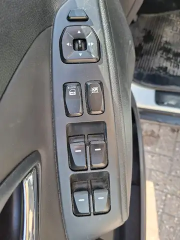 Hyundai Ix35 view 23
