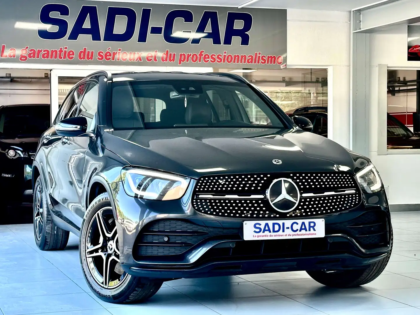 Mercedes-Benz GLC 200 d 163cv 4-Matic - AMG LINE EDITION Gris - 1