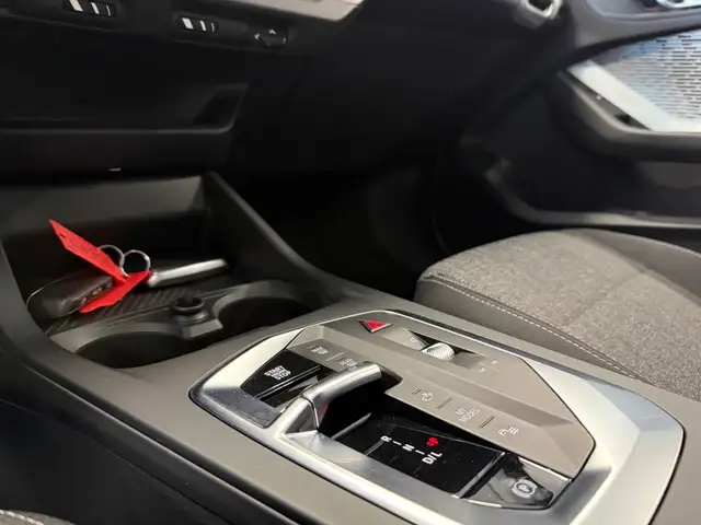 BMW 1 Series view 15