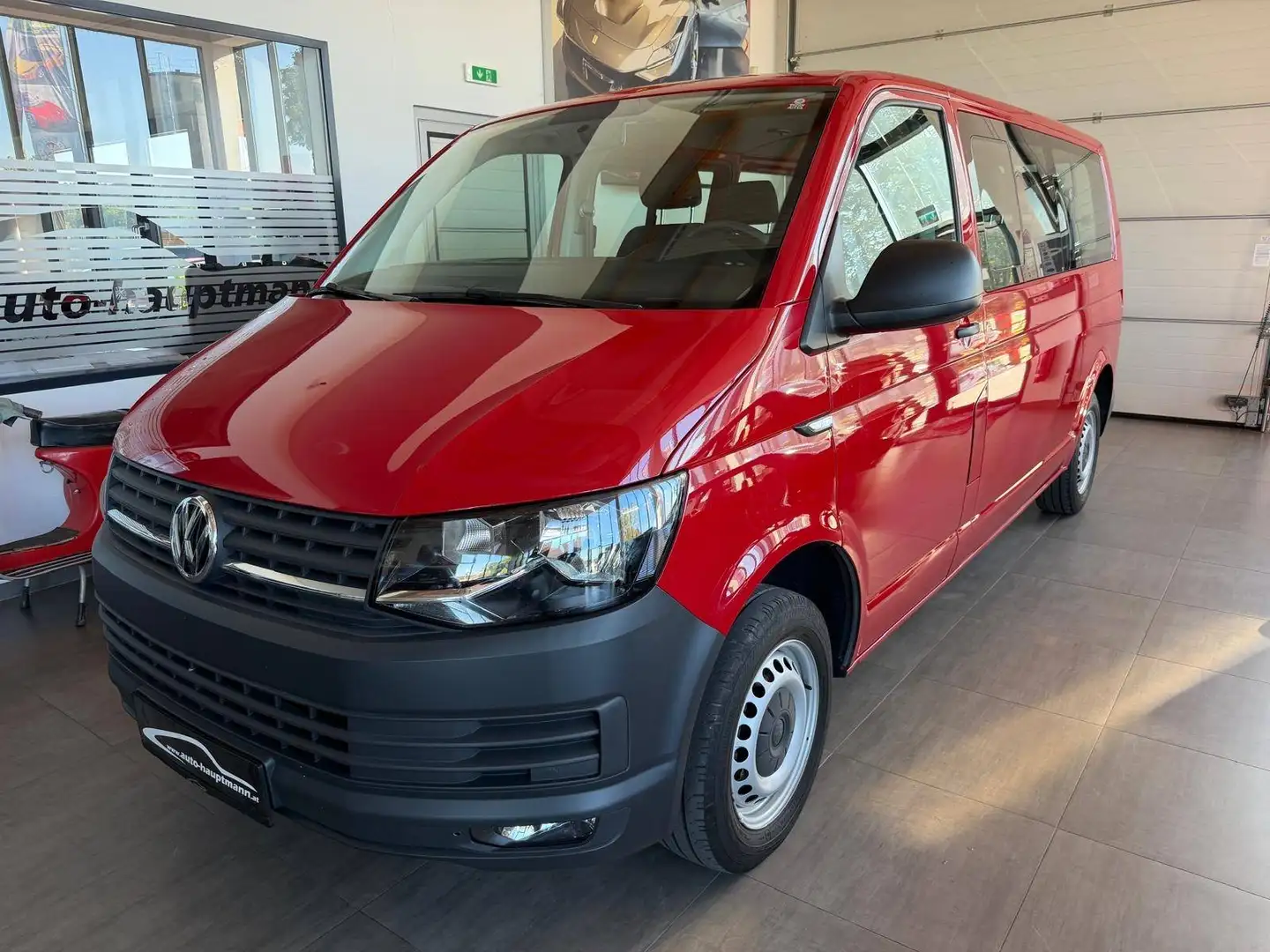Volkswagen T6 Kombi Kombi KR 2,0 Entry TDI BMT Entry Rot - 1