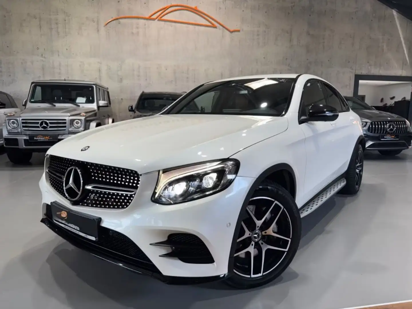 Mercedes-Benz GLC 350 350d 258Ch 4Matic Caméra 360 Attelage Alarme Pano / 05 Blanc - 1