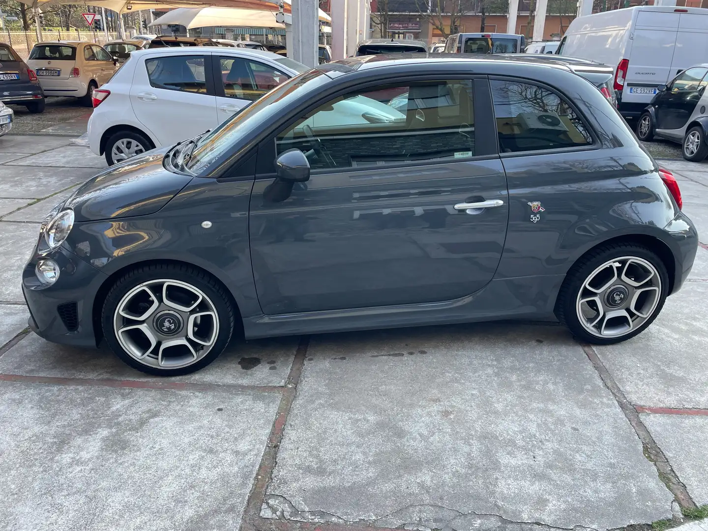 Abarth 595 595 1.4 t-jet 145cv PISTA Gris - 2