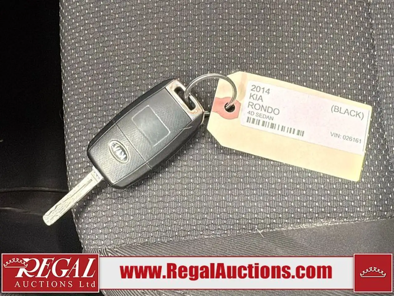 Kia Rondo снимка Kia Rondo