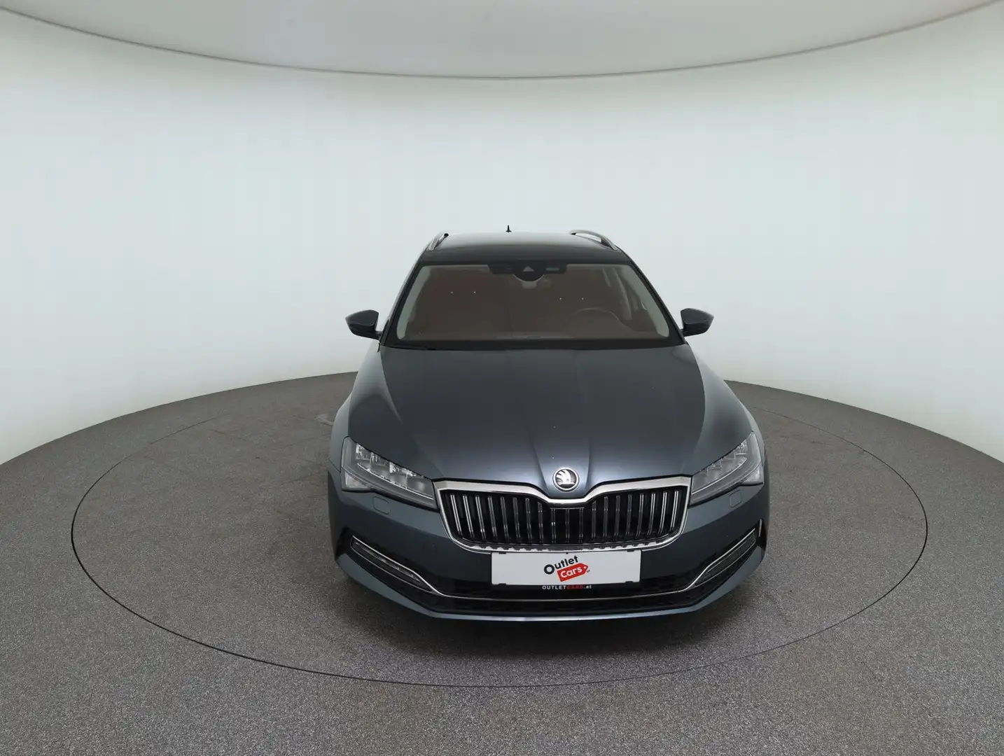 Skoda Superb Style TDI DSG Grijs - 2