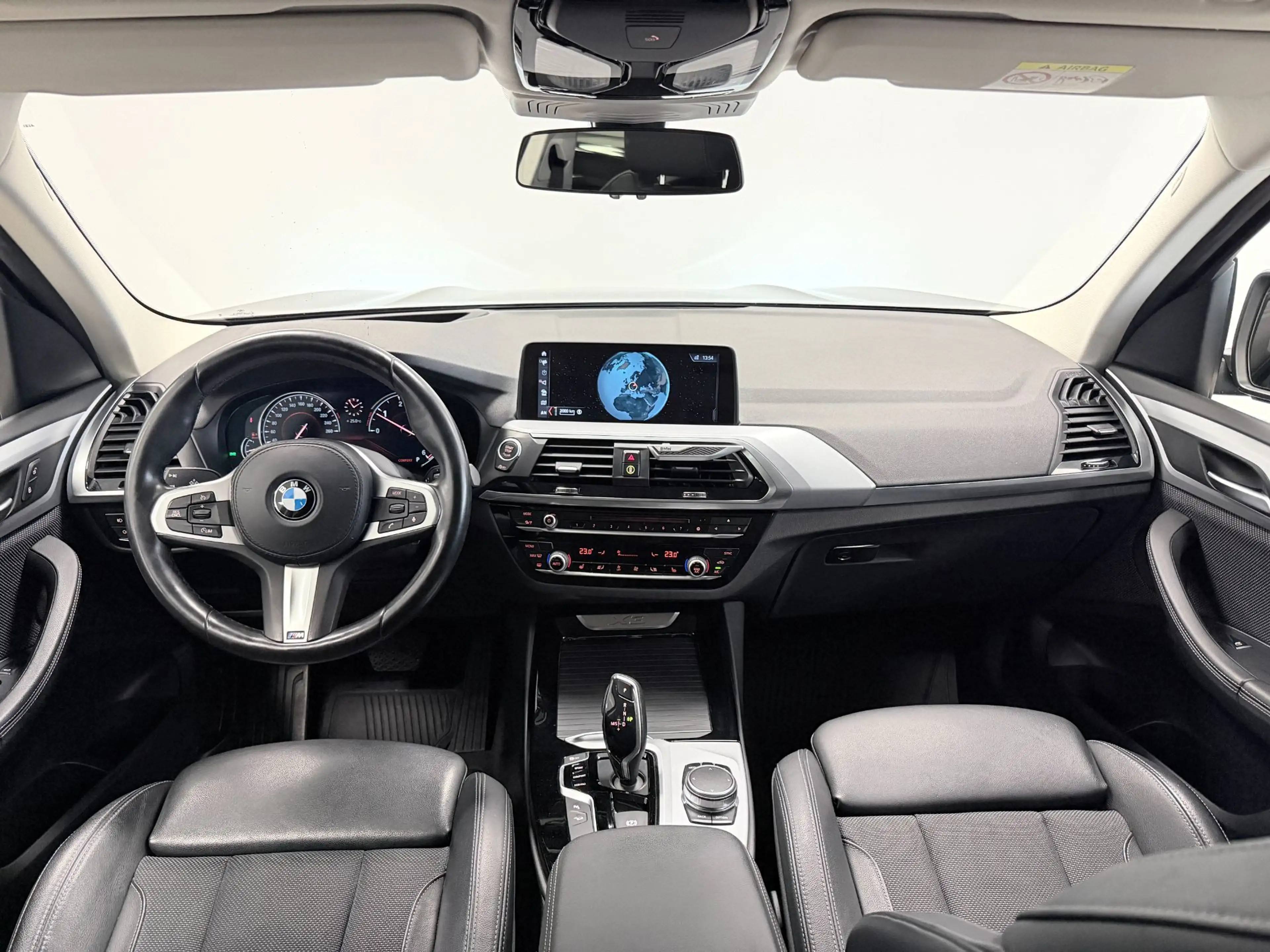 BMW X3 xDrive 20d Advantage Aut.//AHK//Head-Up//LED//Ges — photo 13