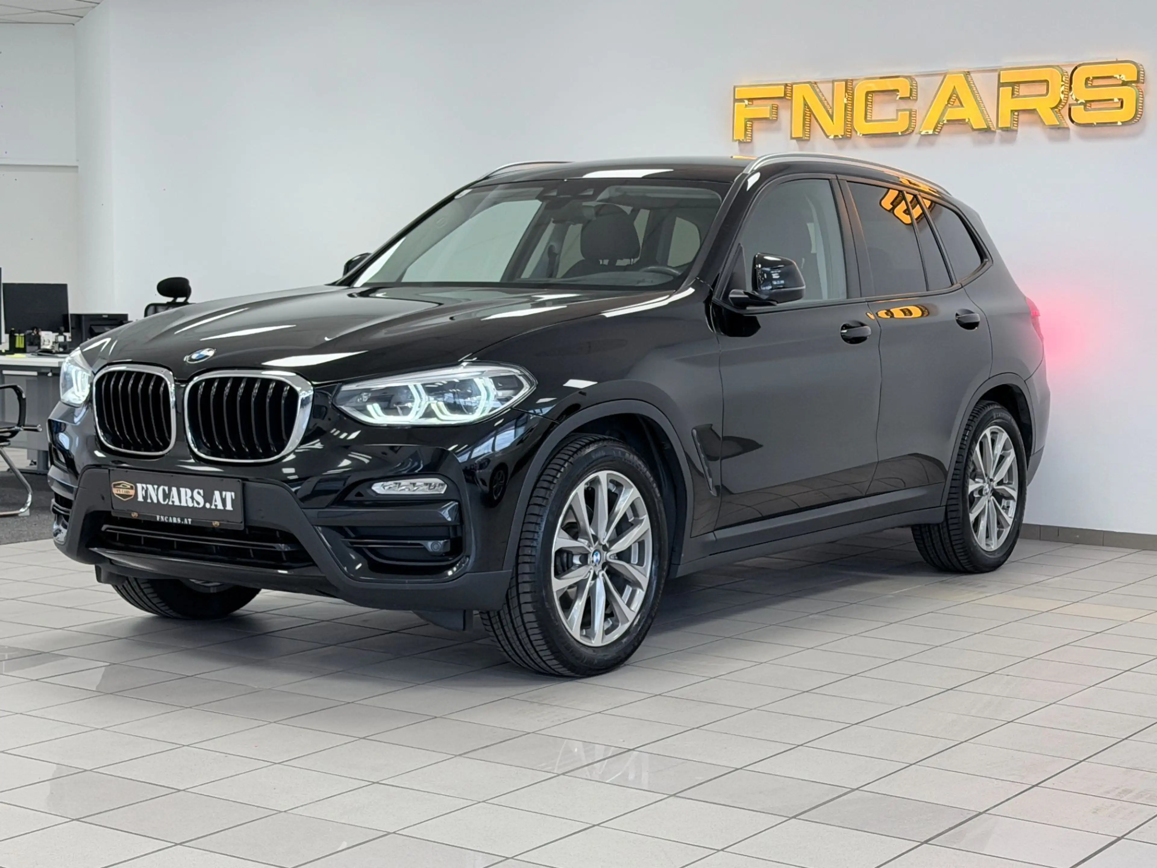 BMW X3 xDrive 20d Advantage Aut.//AHK//Head-Up//LED//Ges — photo 3