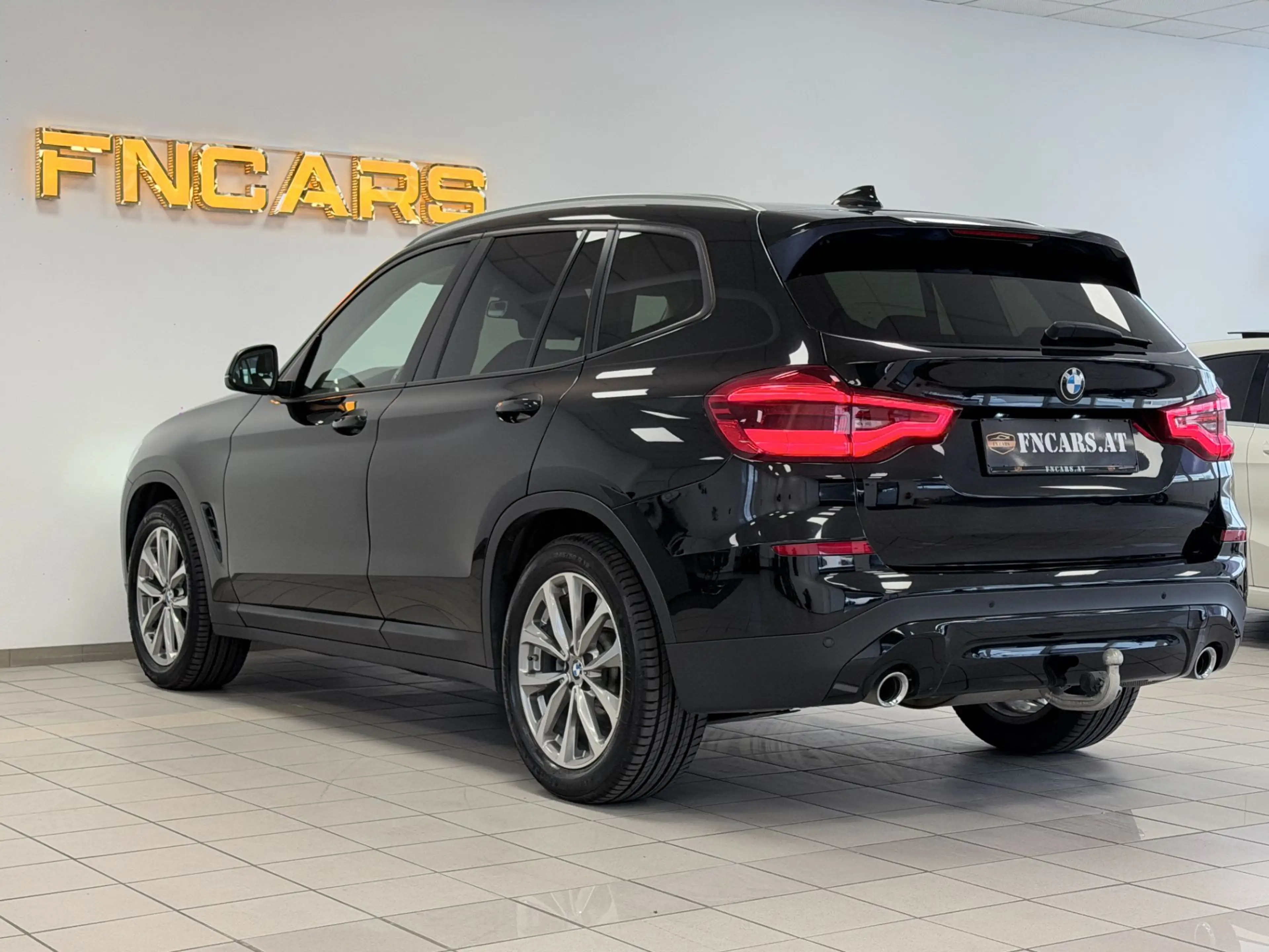 BMW X3 xDrive 20d Advantage Aut.//AHK//Head-Up//LED//Ges — photo 7