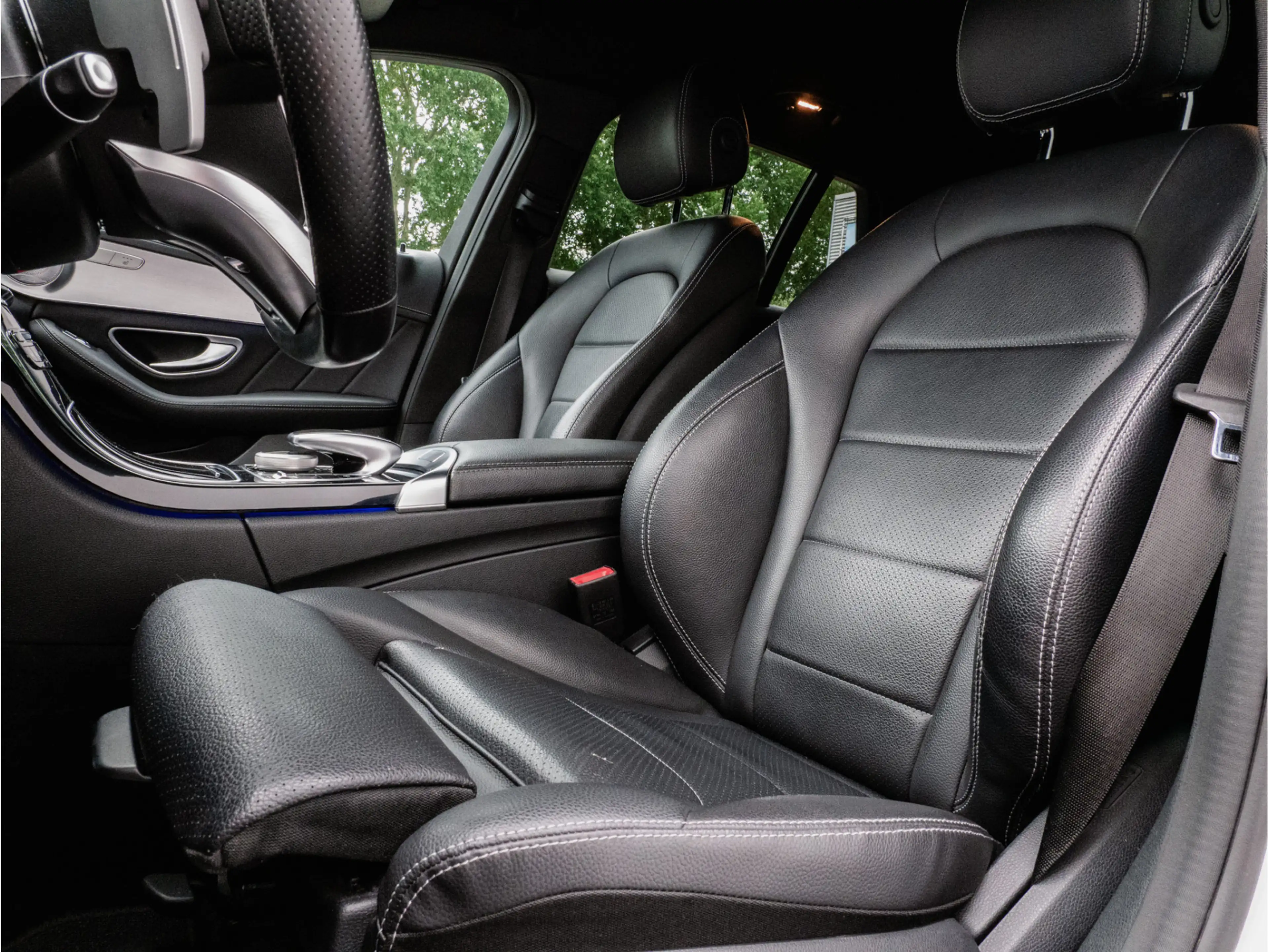 Mercedes-Benz C 250 Estate 211pk Aut.9 Edition AMG-Line/ Lederen sport — photo 12