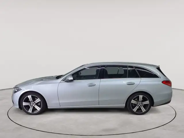 Mercedes-Benz C-Class view 6