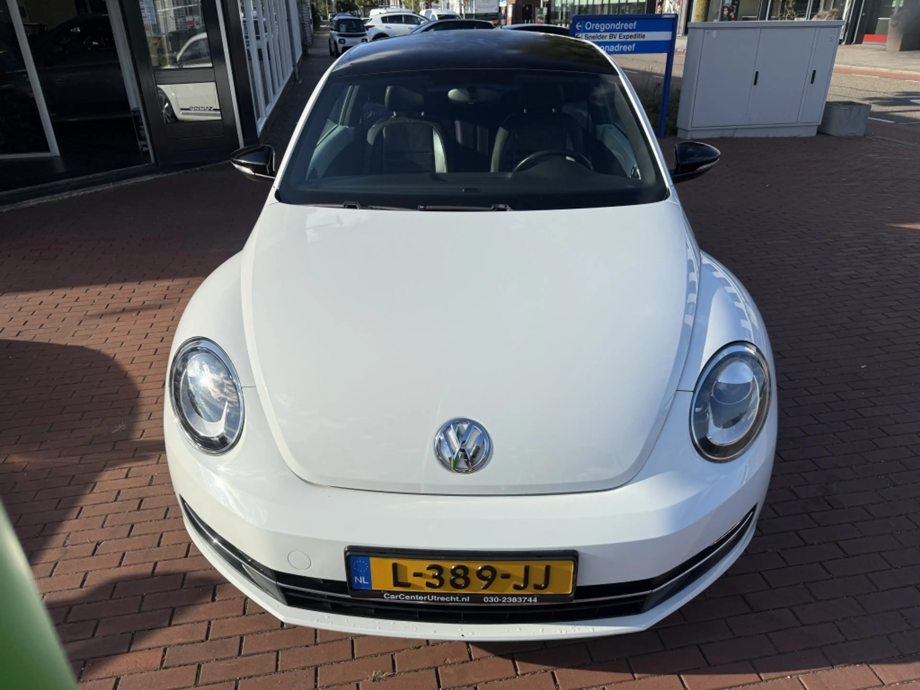 Volkswagen Beetle 2.0 TSI Sport automaat leer navi 200PK!! — photo 5