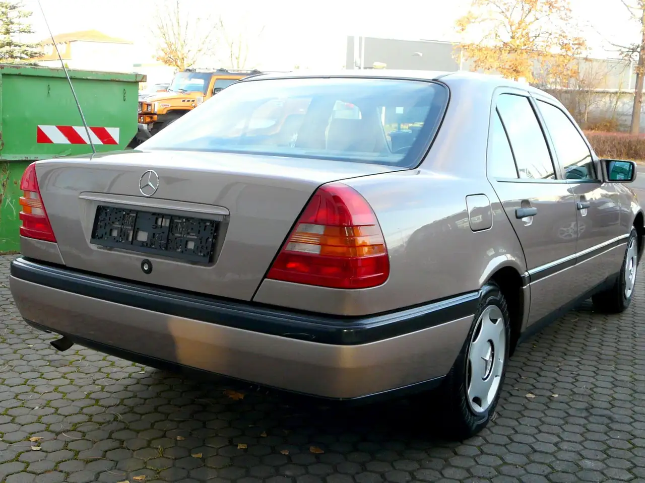 Mercedes-Benz C 180 Rosenholz Metallic im BESTZUSTAND!, foto 4