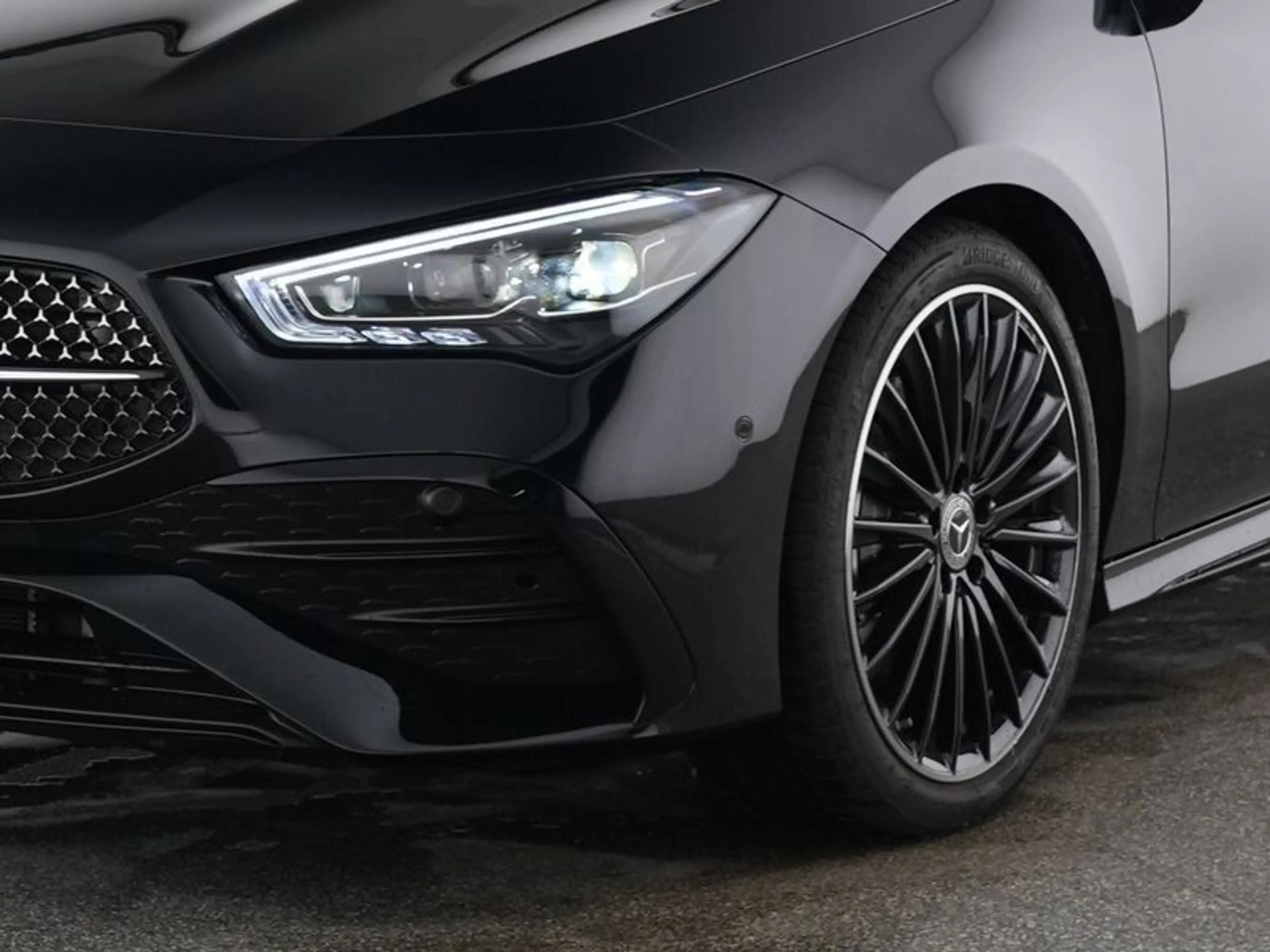 Mercedes-Benz CLA 200 AMG Night Panorama Burmester 360 DIS 19" — photo 6