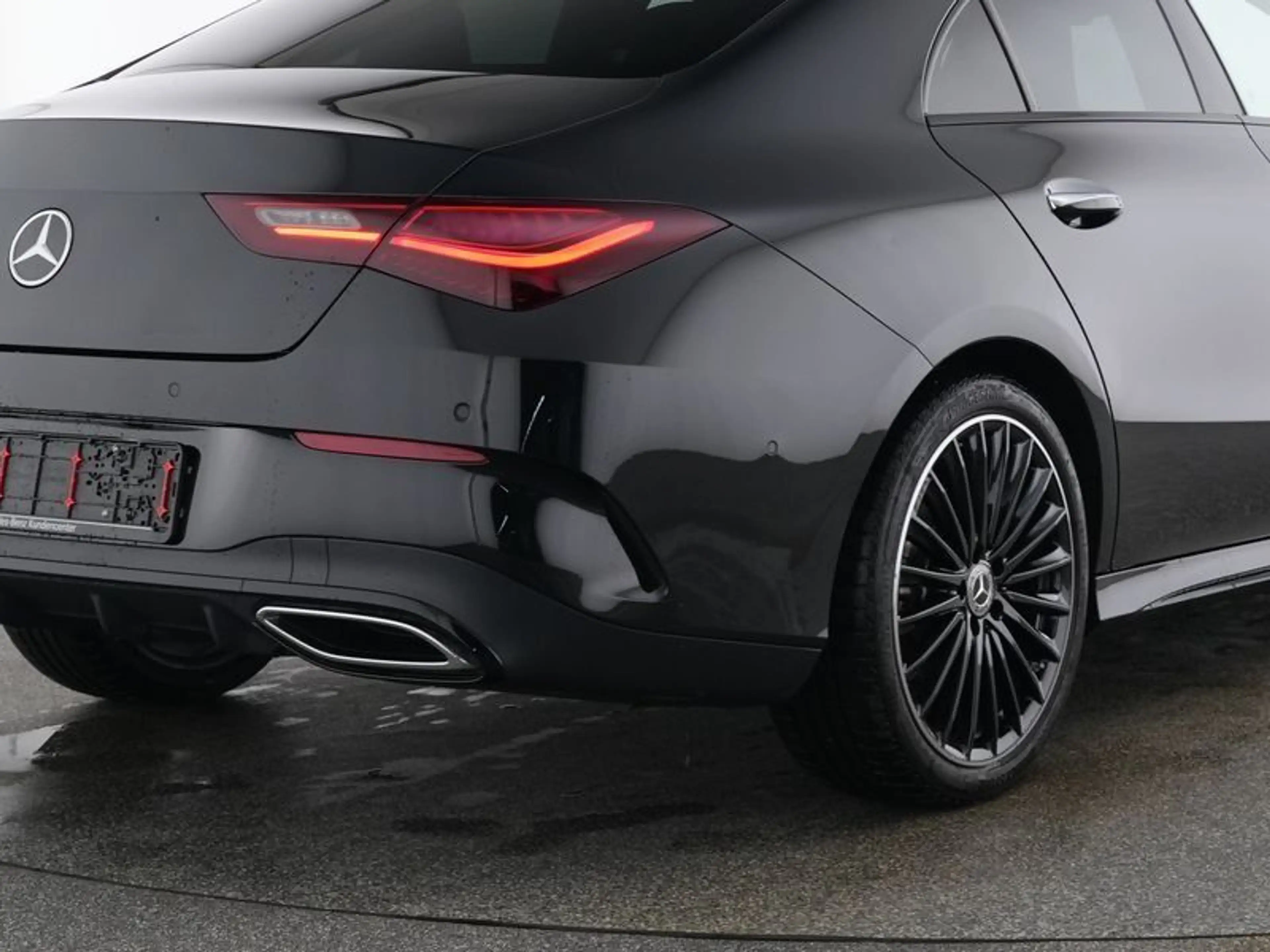 Mercedes-Benz CLA 200 AMG Night Panorama Burmester 360 DIS 19" — photo 4