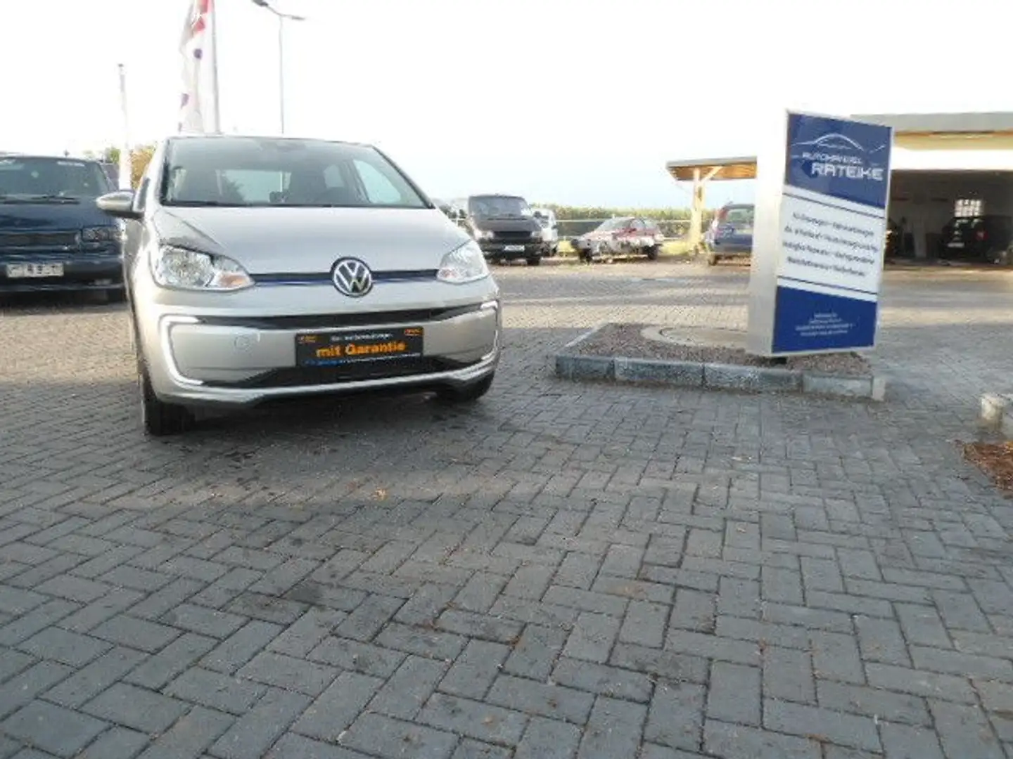 Volkswagen up! Style Plus Silver - 2