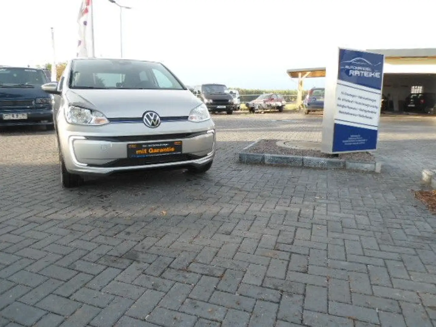 Volkswagen up! Style Plus Argintiu - 2