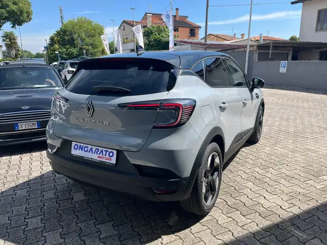 Renault Captur view 5