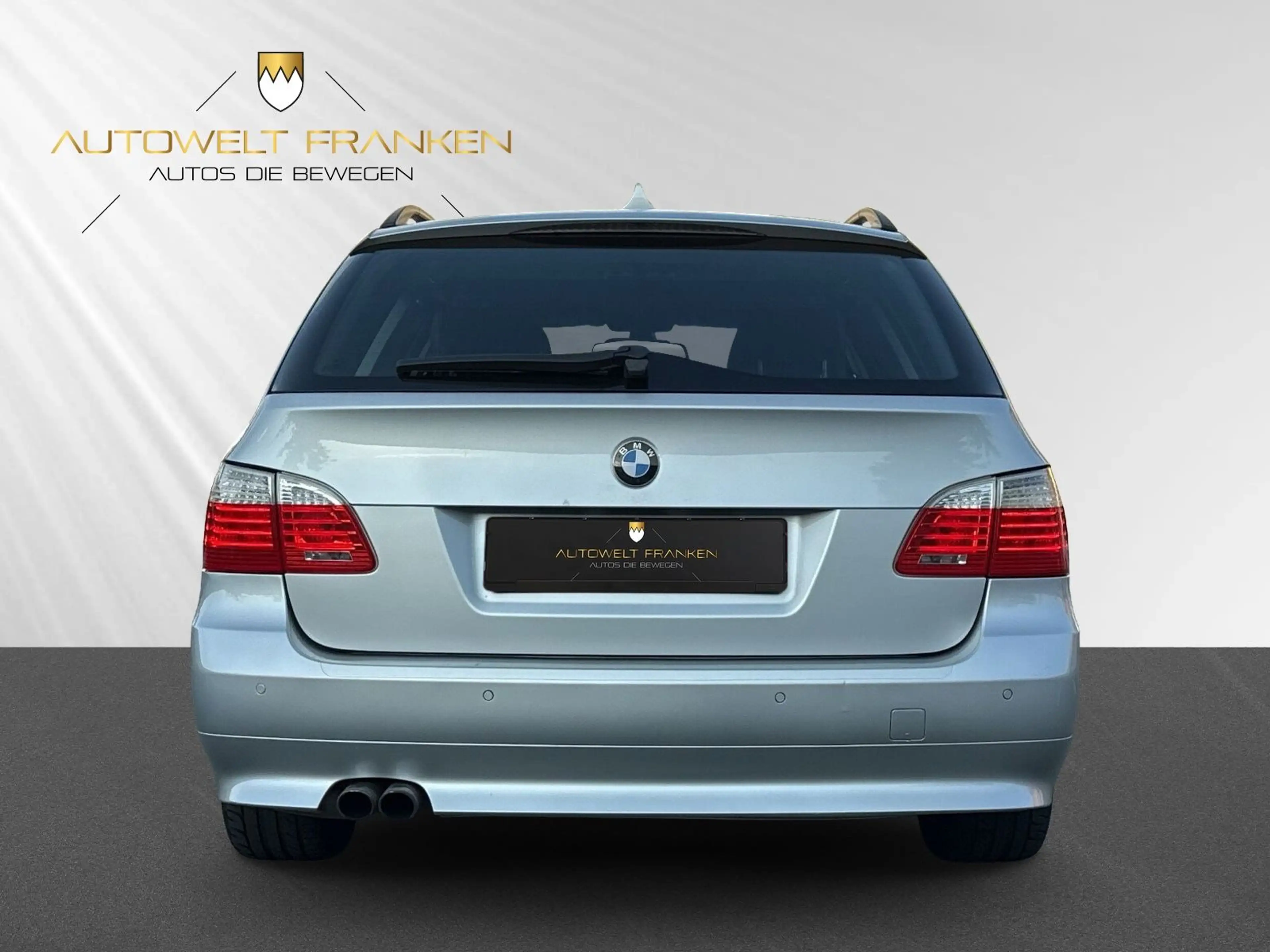 BMW 523 i Touring *XENON*LEDER*NAVI*PDC*TEMPO*SHZ* — photo 7