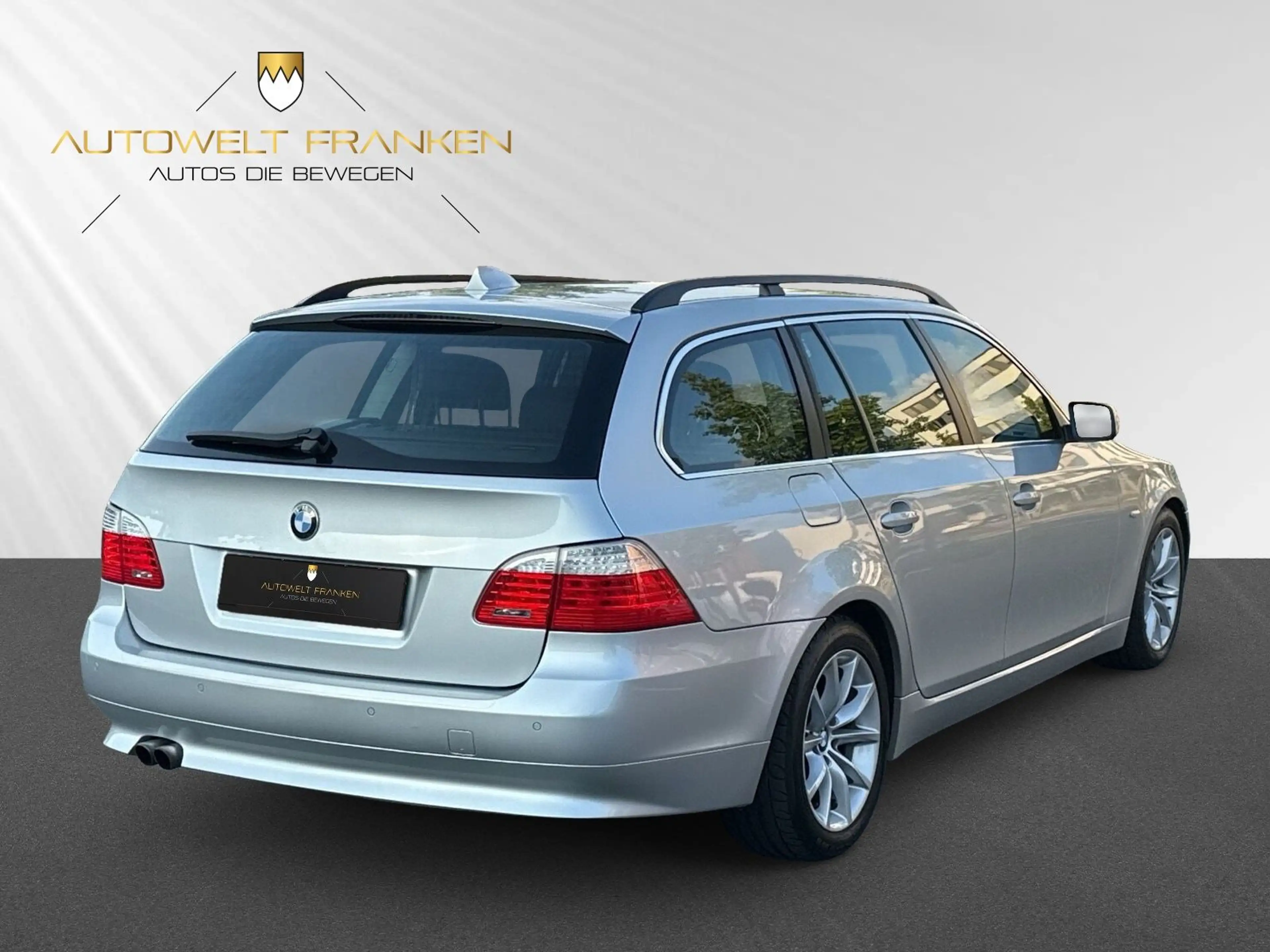 BMW 523 i Touring *XENON*LEDER*NAVI*PDC*TEMPO*SHZ* — photo 9