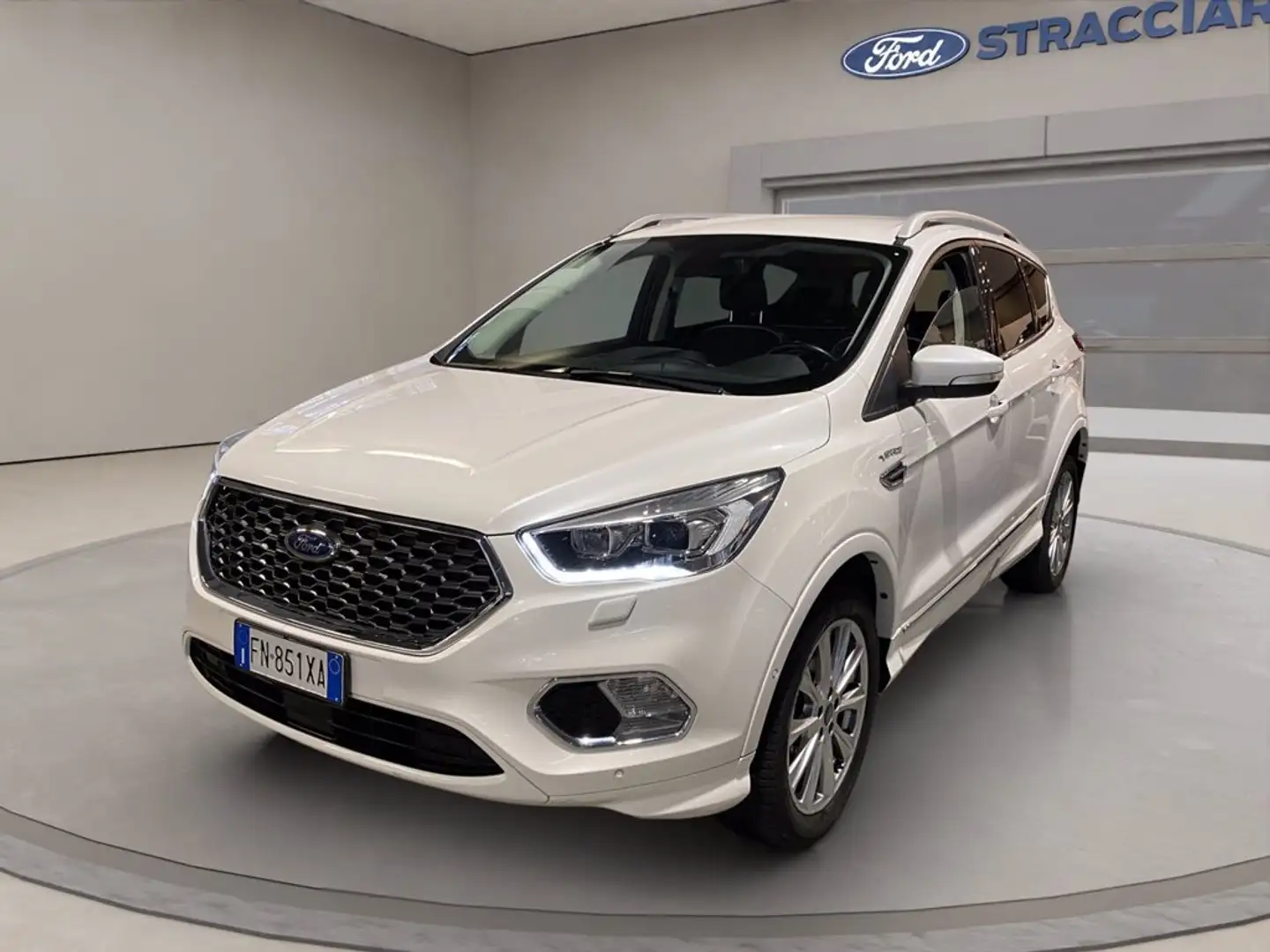 Ford Kuga 2.0 tdci Vignale s&s awd 150cv powershift Wit - 1