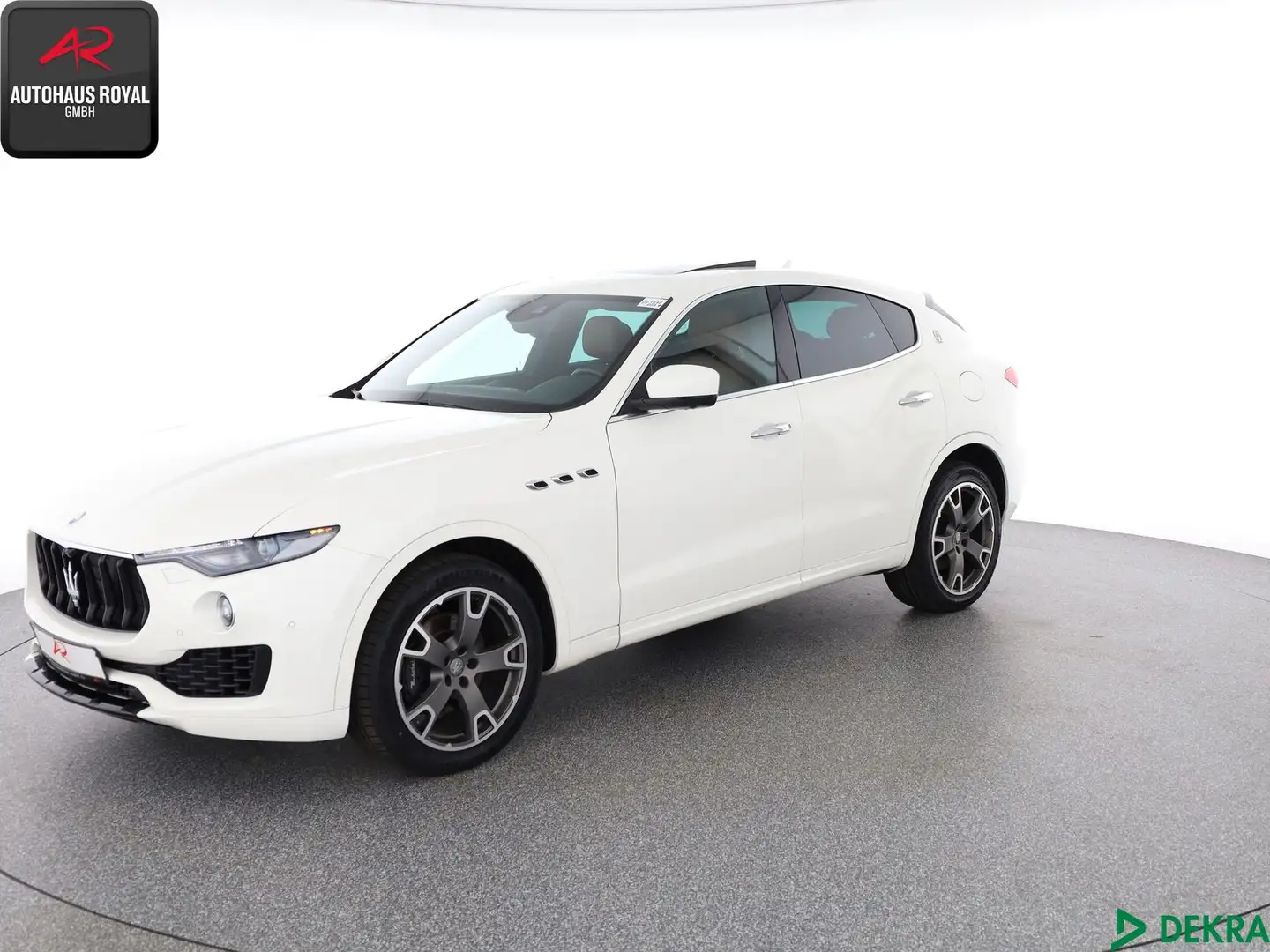 Maserati Levante Levante Diesel Q4 V6 LUFTFEDER,SOFTCLOSE,KEYLESS Blanc - 1