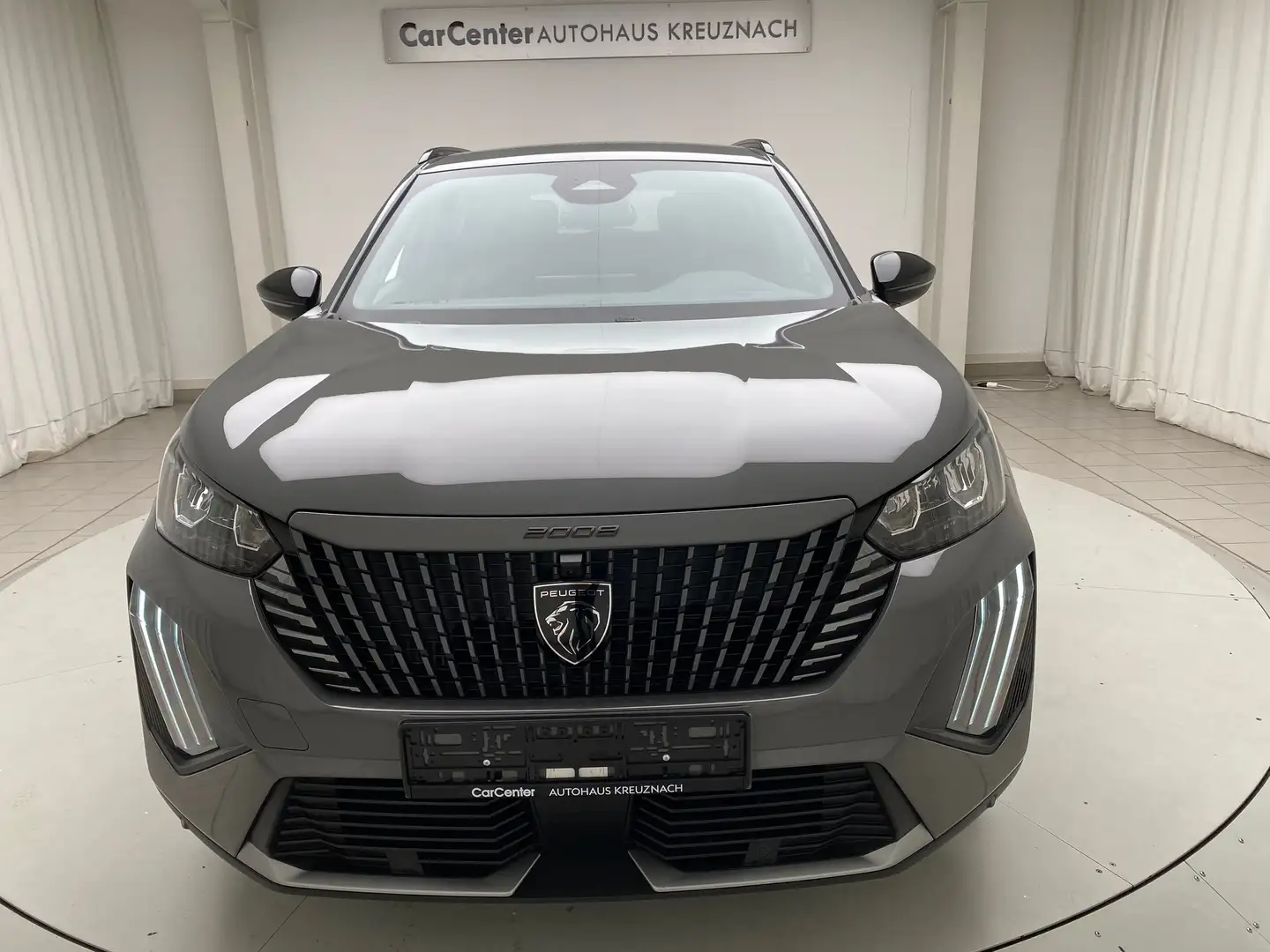 Peugeot 2008 Allure 1.2 Automatik ACC LED Sitzheizung Grau - 2