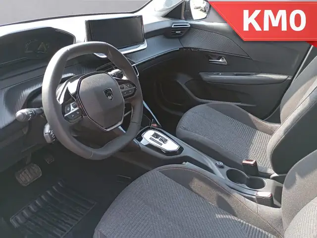Peugeot 208 view 10