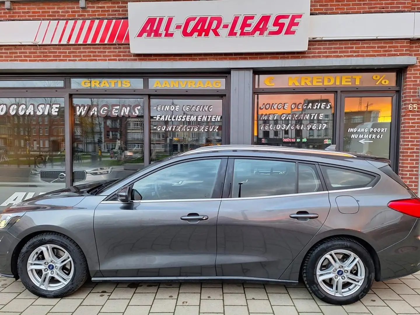 Ford Focus Clipper 1.5 eco BLUE Connected / afneembare trekh - 1