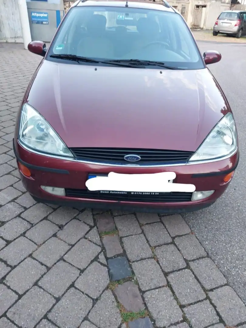 Ford Focus Turnier Ghia - 1