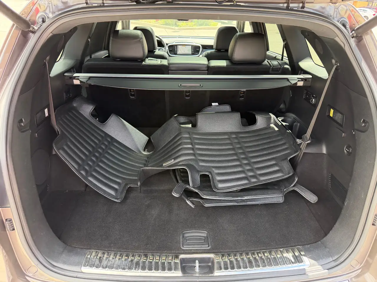 Kia Sorento снимка Kia Sorento