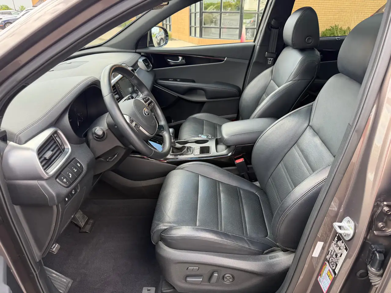 Kia Sorento снимка Kia Sorento