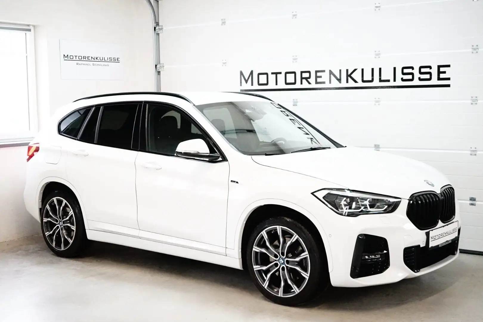 BMW X1 xDrive25e M Sport - HeadUp - ACC - Harman/K - Mem Weiß - 1