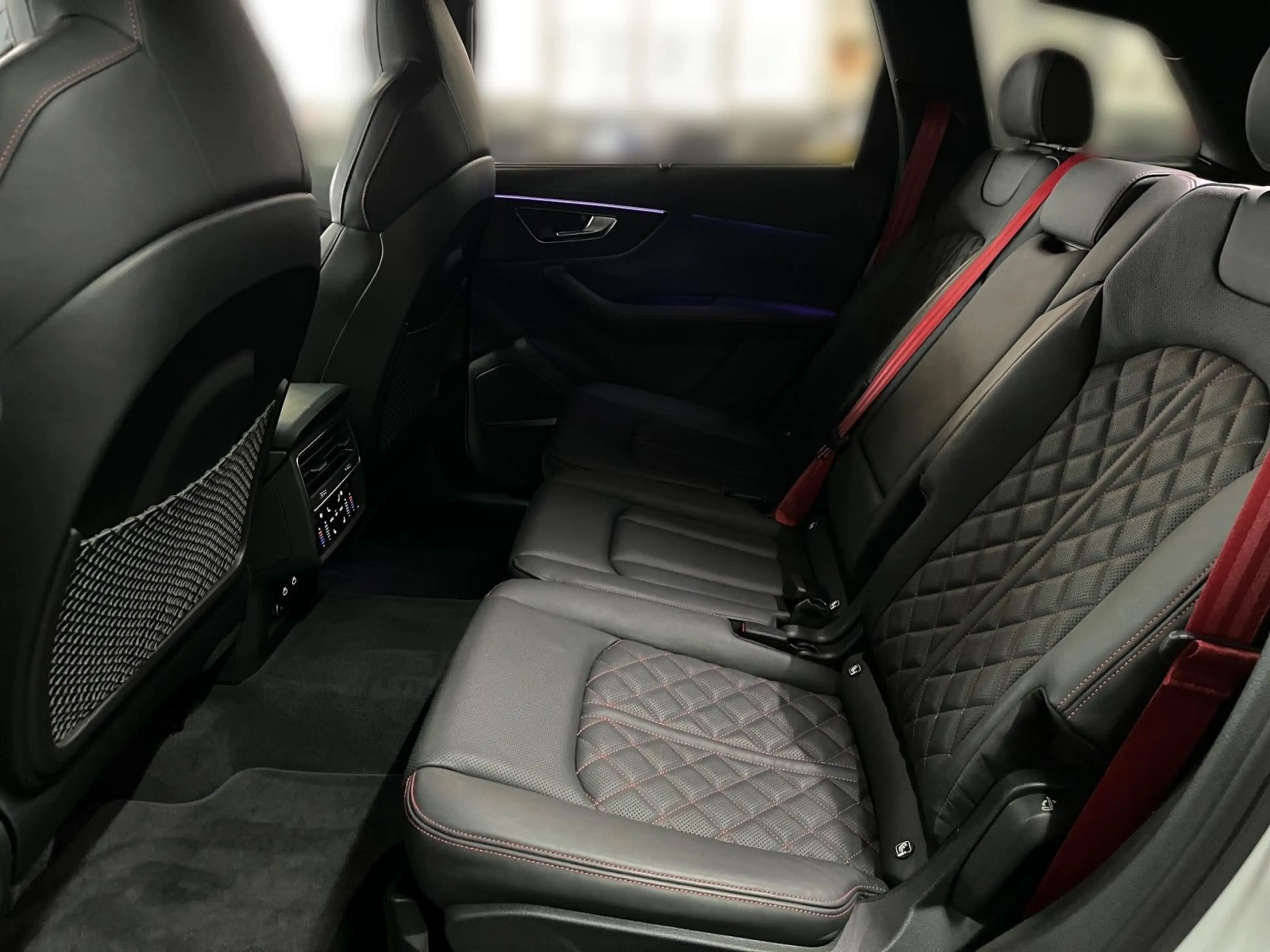 Audi SQ7 competition plus AssistenzPlus AHK Busi Sitz — photo 12