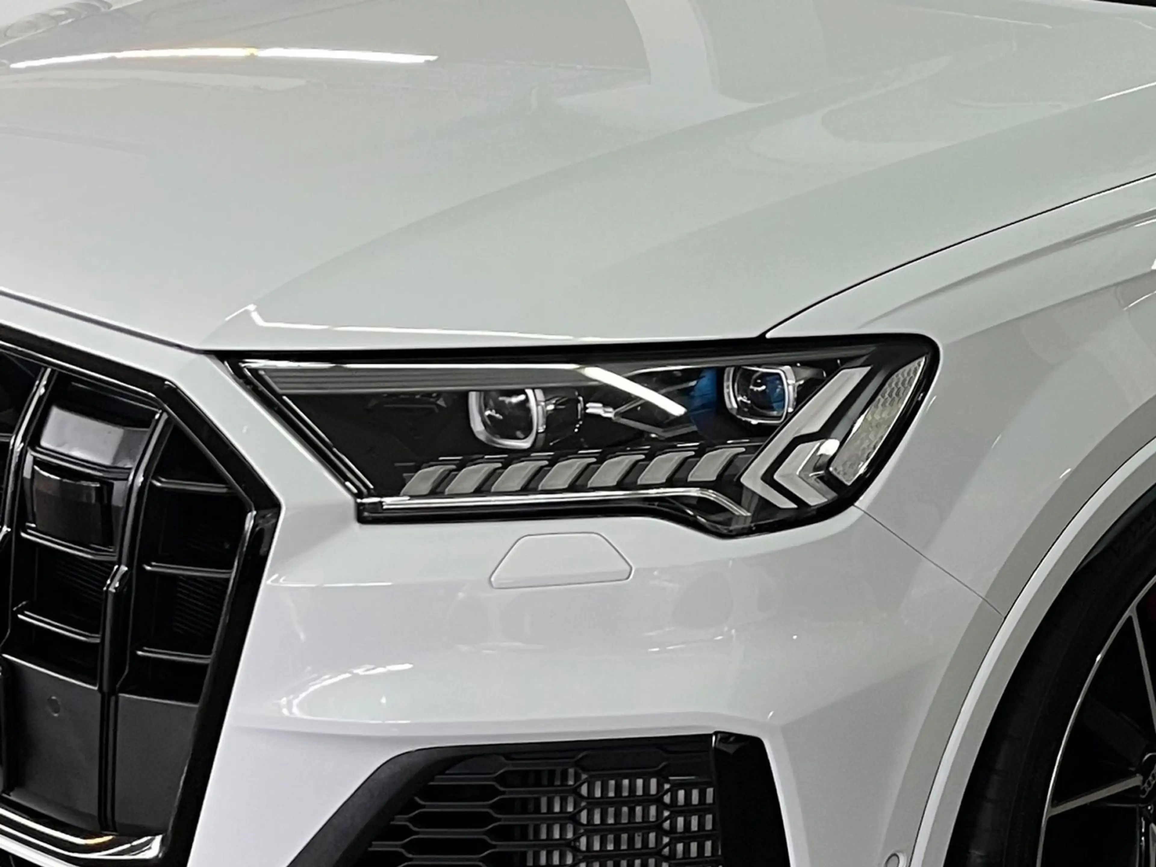 Audi SQ7 competition plus AssistenzPlus AHK Busi Sitz — photo 6