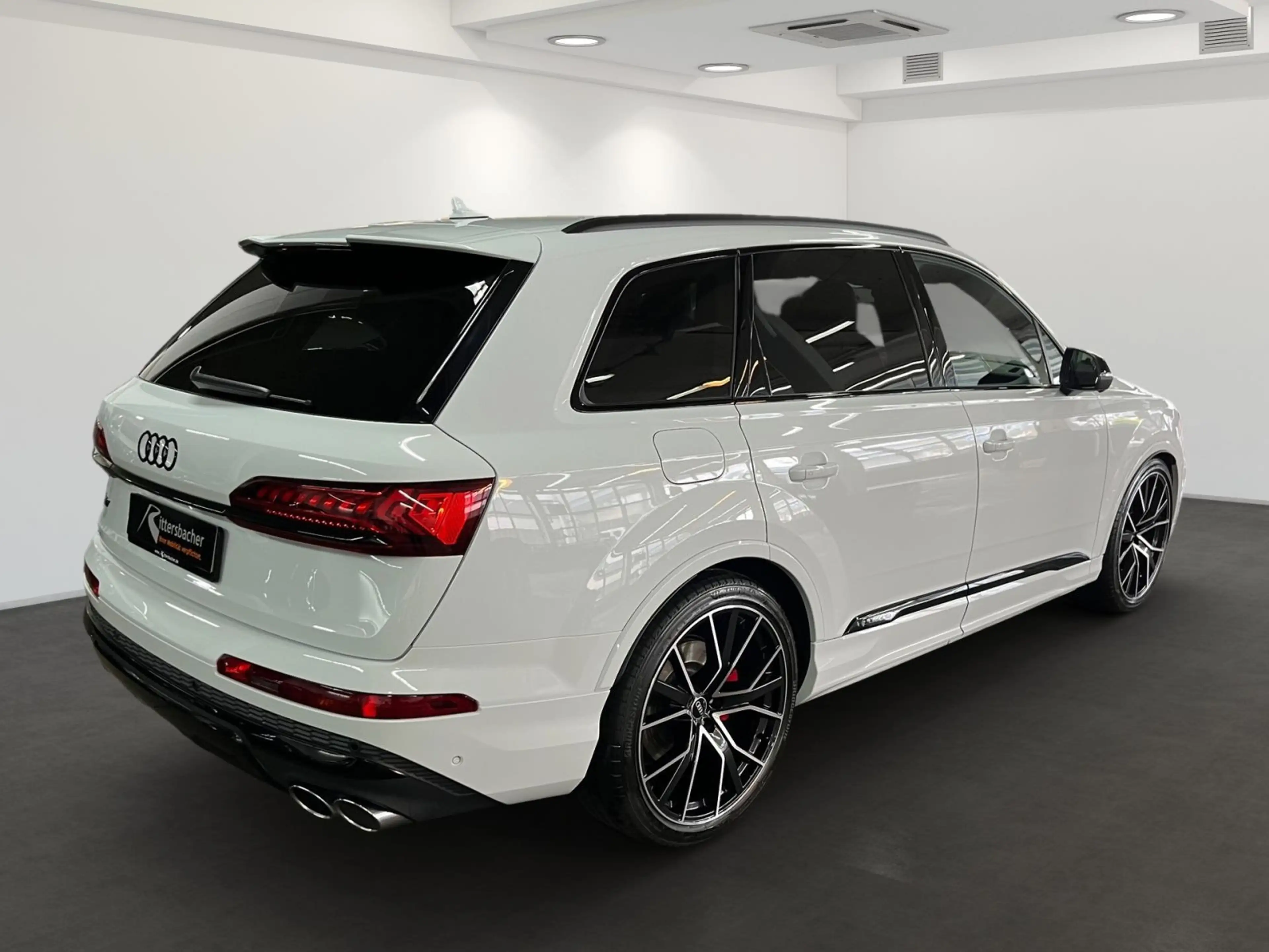 Audi SQ7 competition plus AssistenzPlus AHK Busi Sitz — photo 4