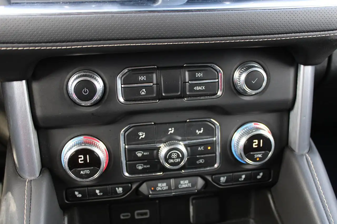 GMC Yukon снимка GMC Yukon
