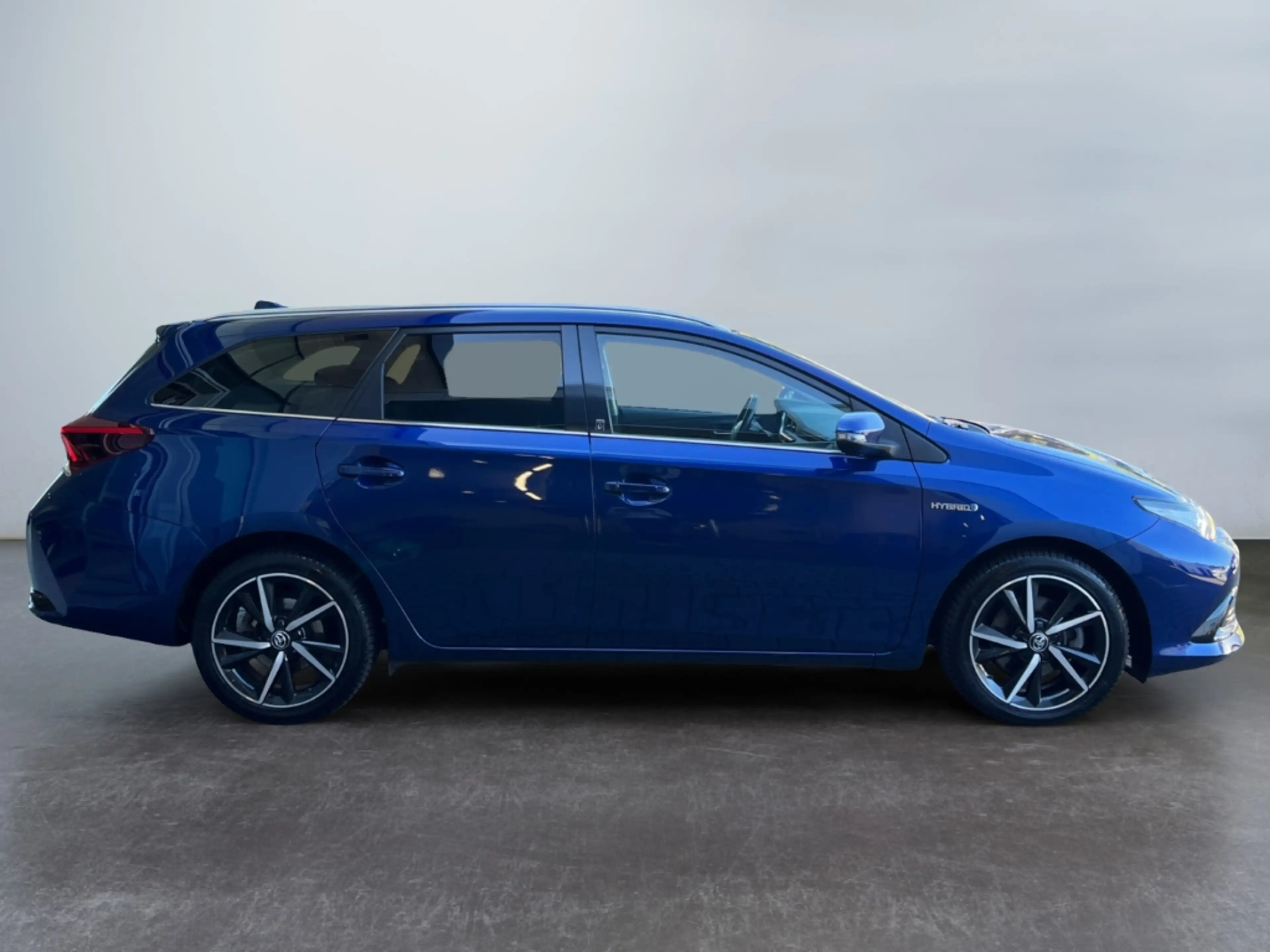 Toyota Auris TS Hybrid Team D *ACC*DAB*USB* — photo 10