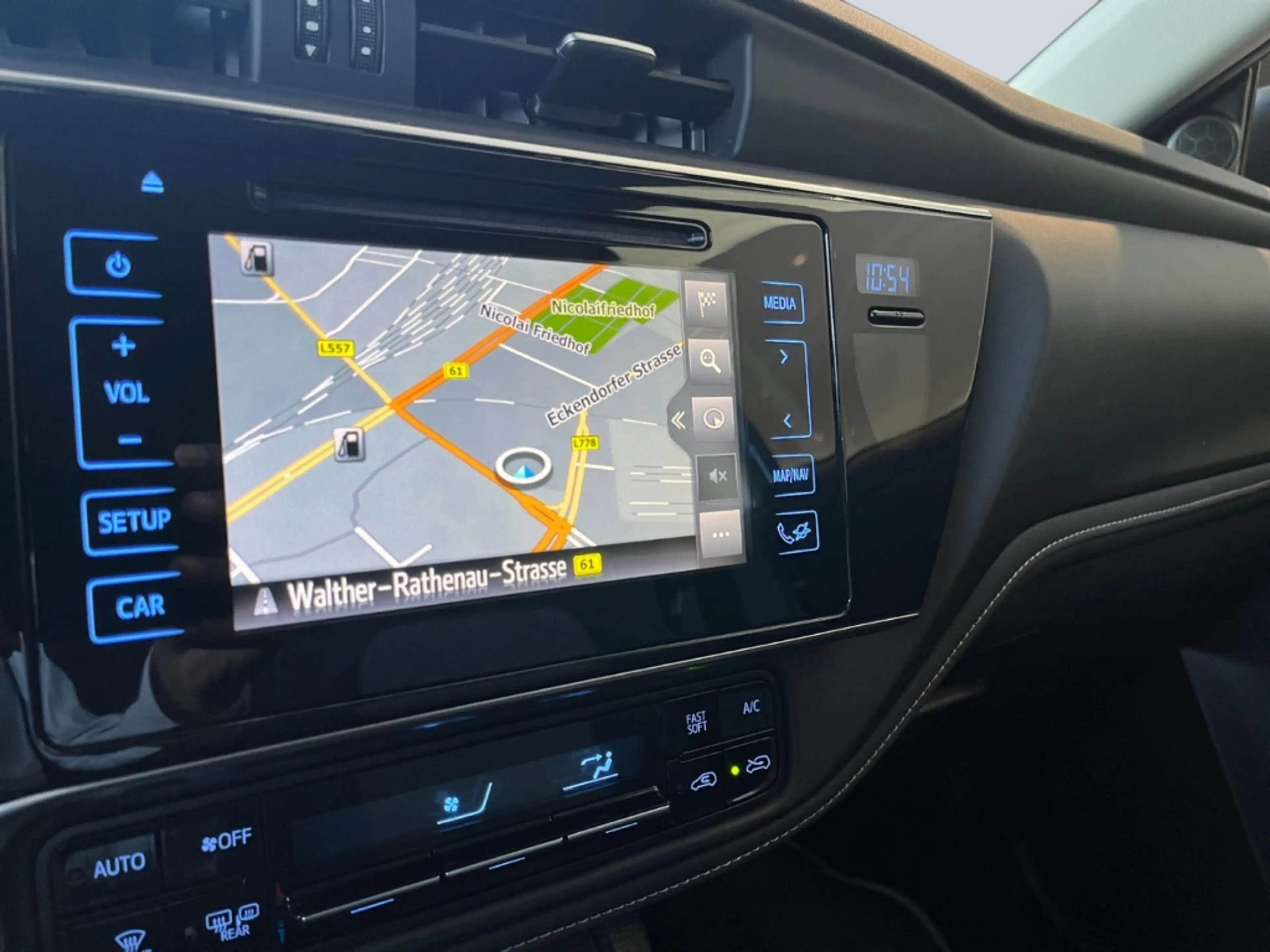 Toyota Auris TS Hybrid Team D *ACC*DAB*USB* — photo 15