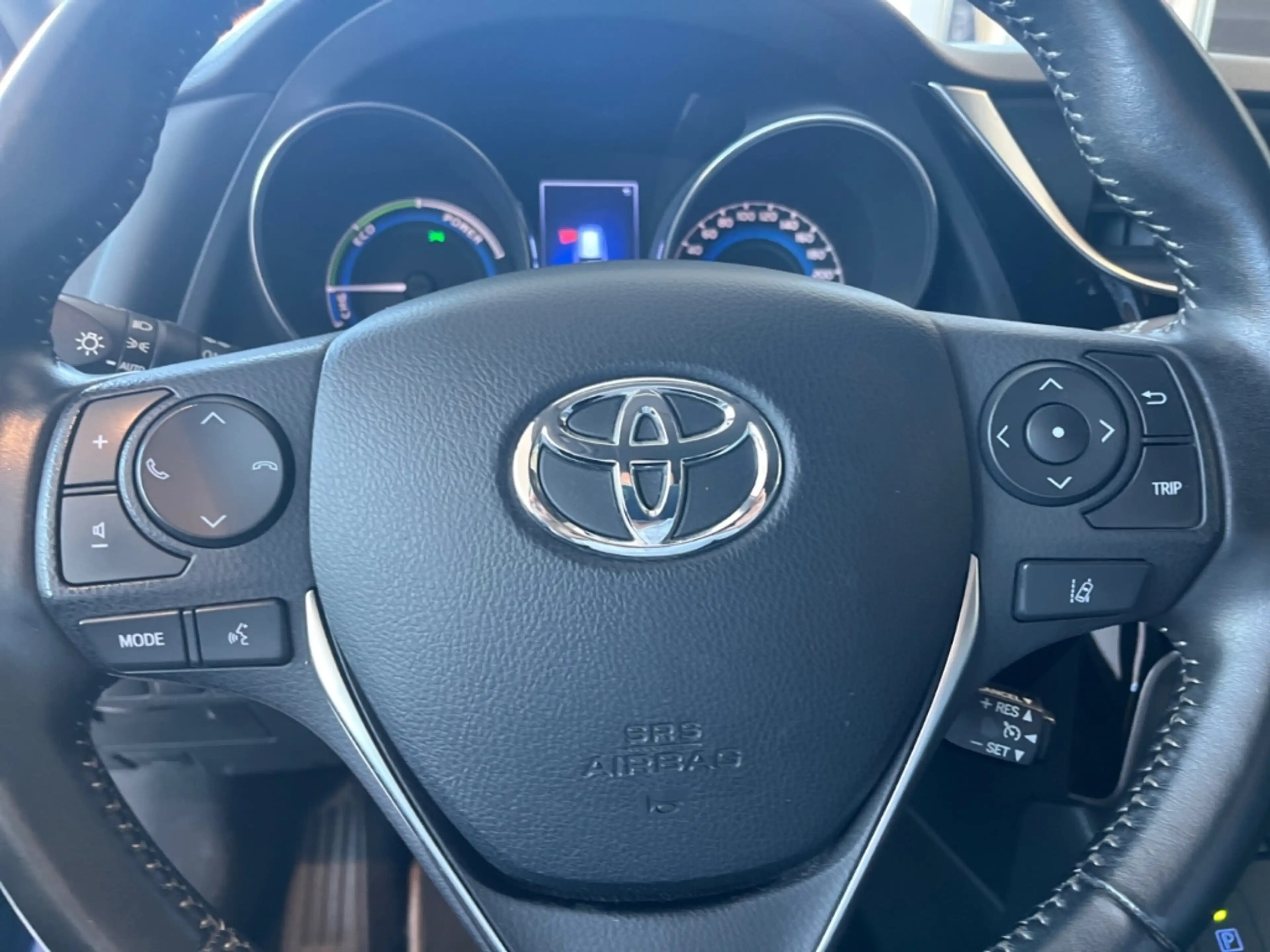 Toyota Auris TS Hybrid Team D *ACC*DAB*USB* — photo 13