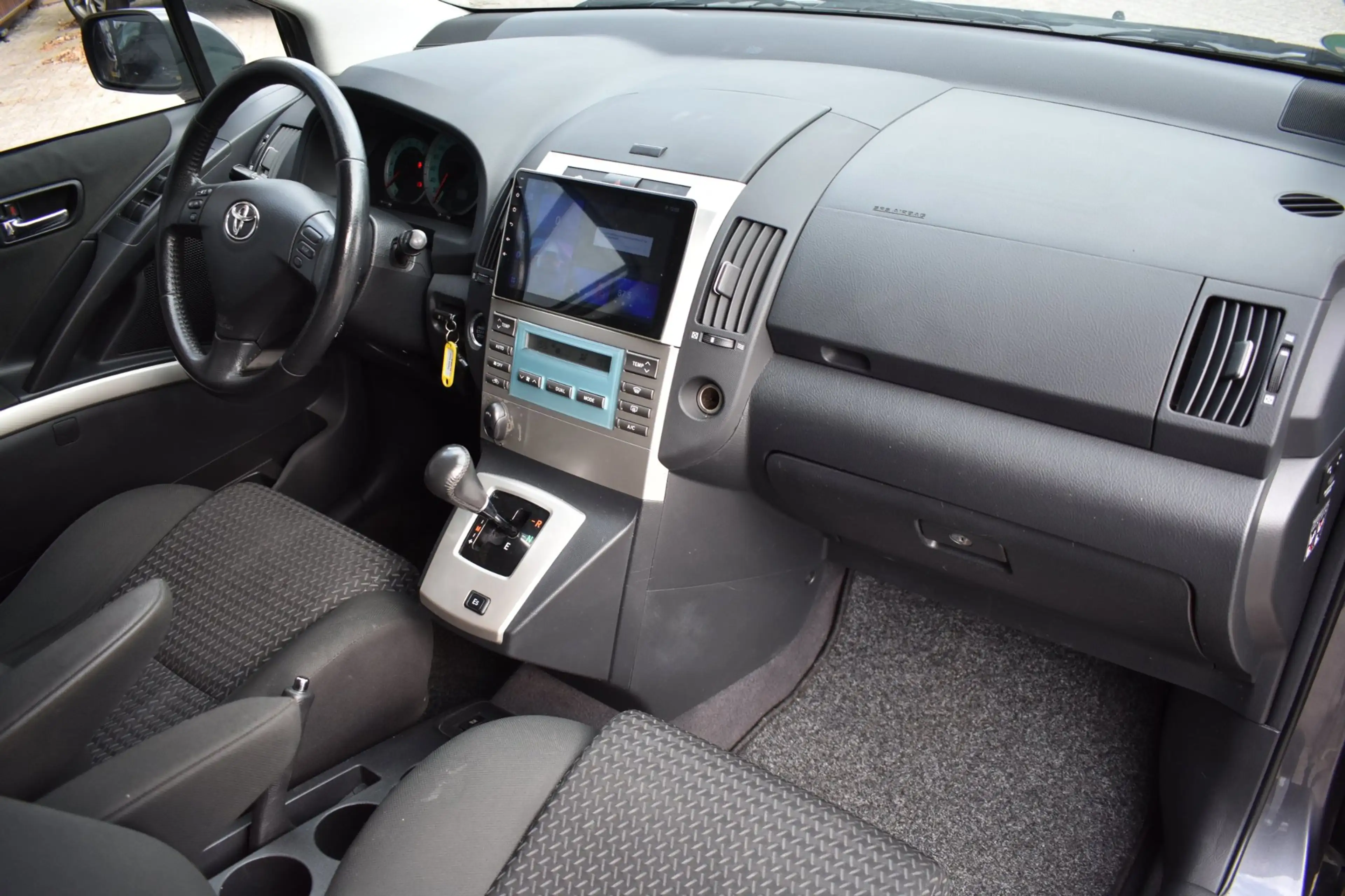 Toyota Verso 1.8 VVT-i Luna 7p. '09 Navi Clima Cruise Inruil mo — photo 13