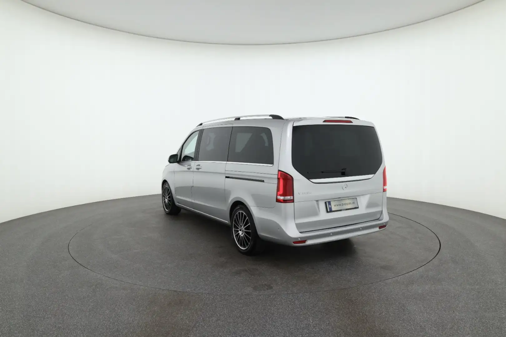 Mercedes-Benz V 300 d EXCLUSIVE Lang Pano Sitzklima LED Navi Plateado - 2