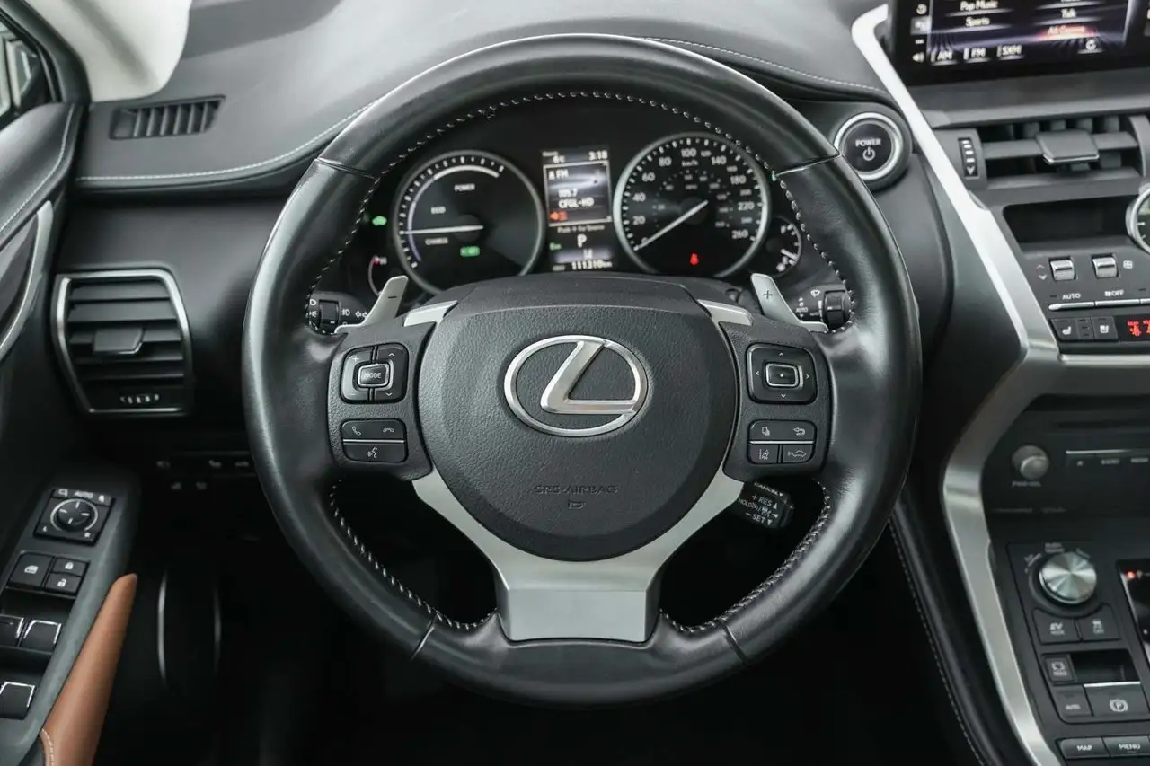 Lexus NX снимка Lexus NX