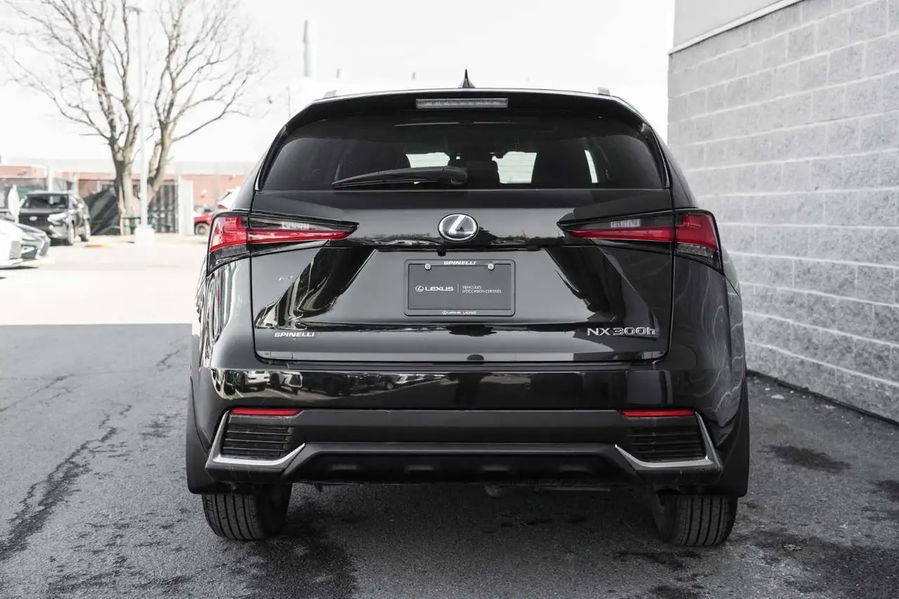 Lexus NX снимка Lexus NX