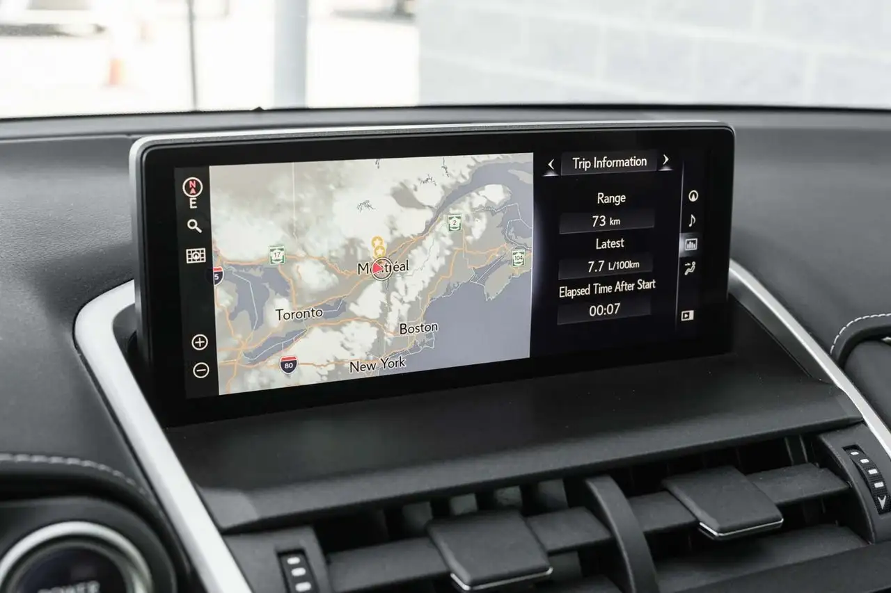 Lexus NX снимка Lexus NX
