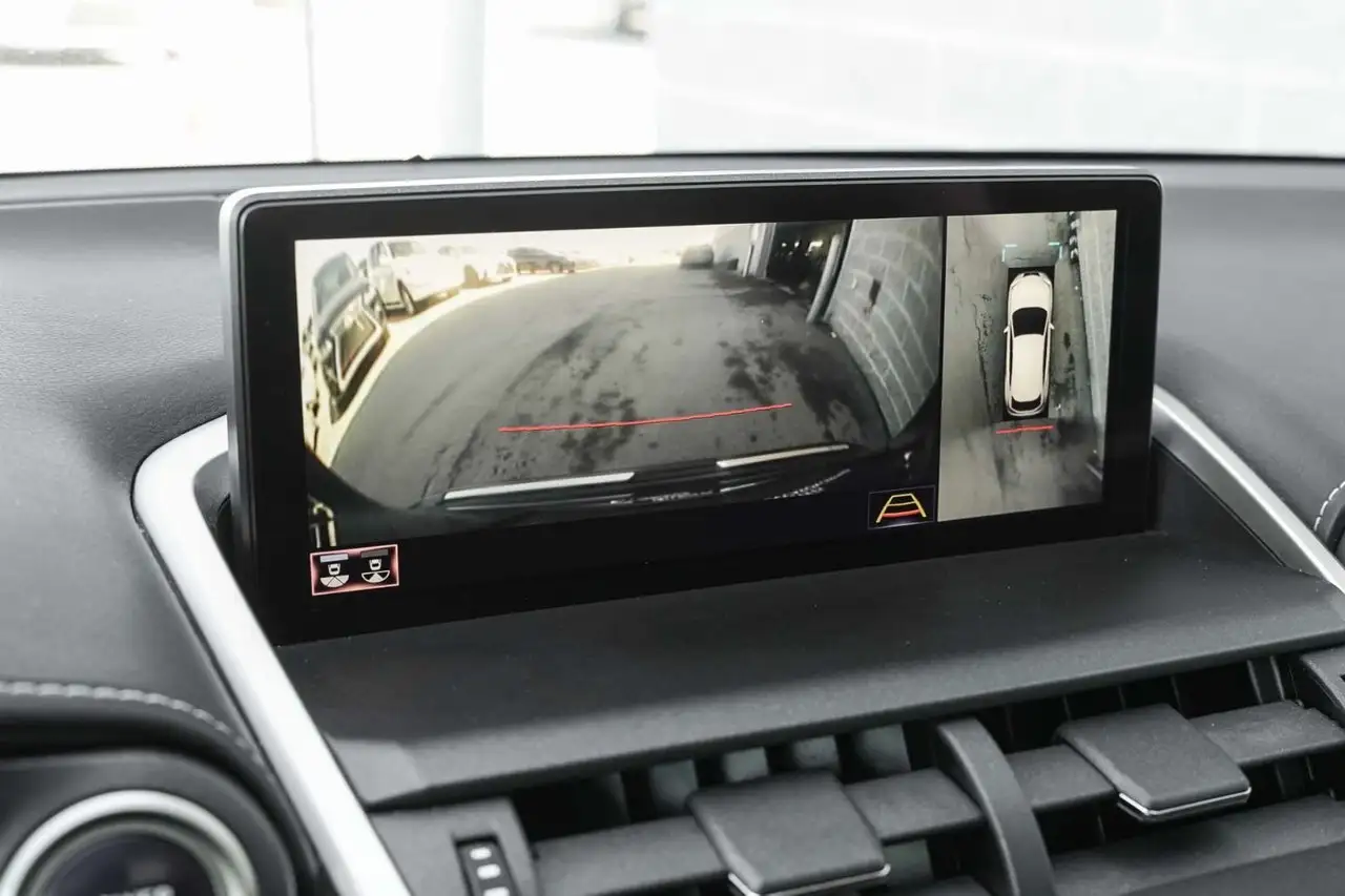 Lexus NX снимка Lexus NX