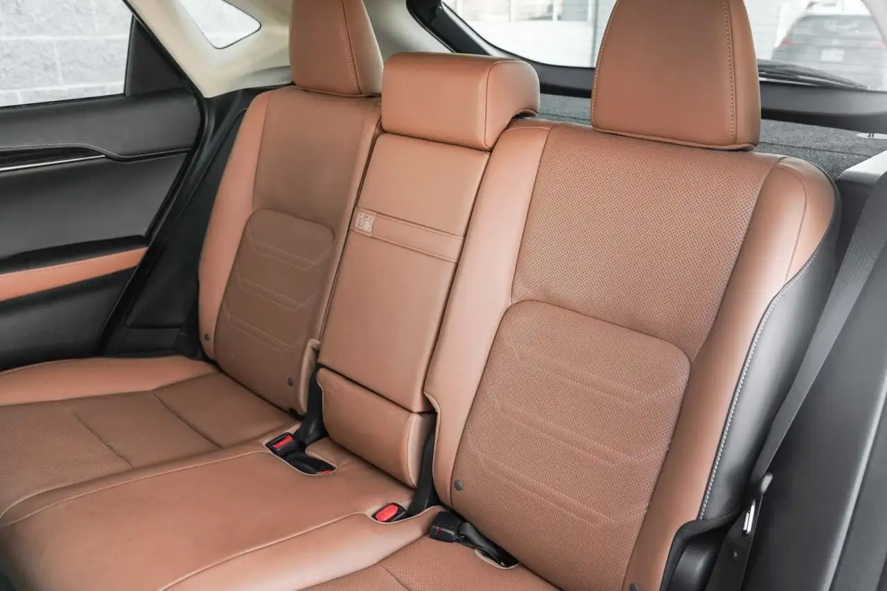 Lexus NX снимка Lexus NX