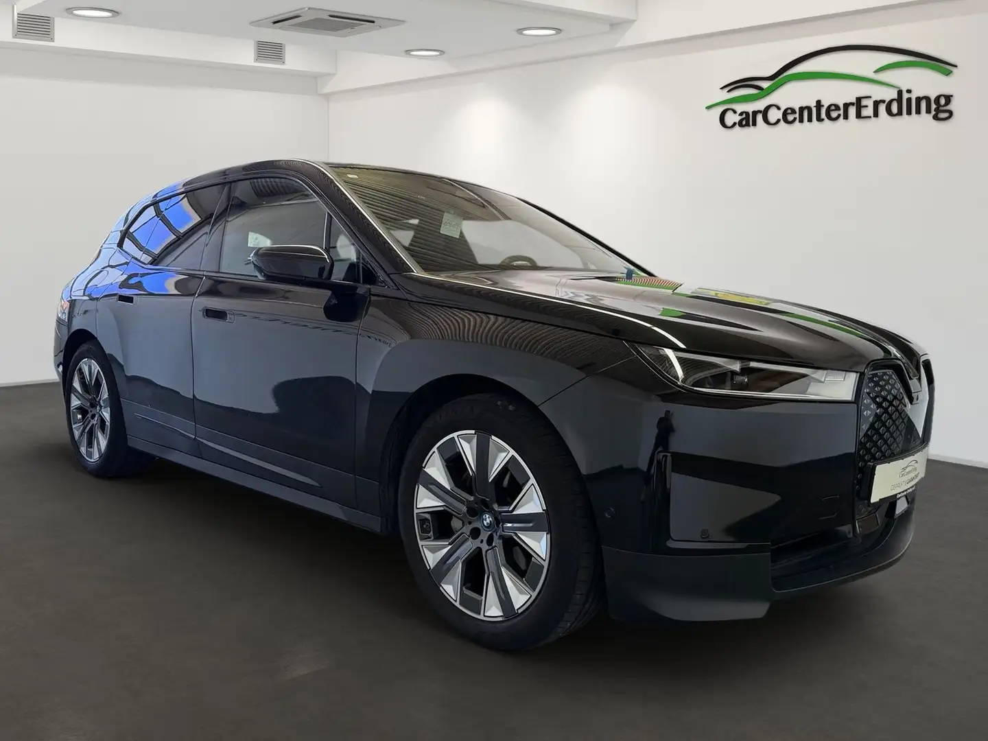 BMW iX 40xDrive*LED*Navi*360*PanoSkyL*H&K*ShadowLine* Noir - 2
