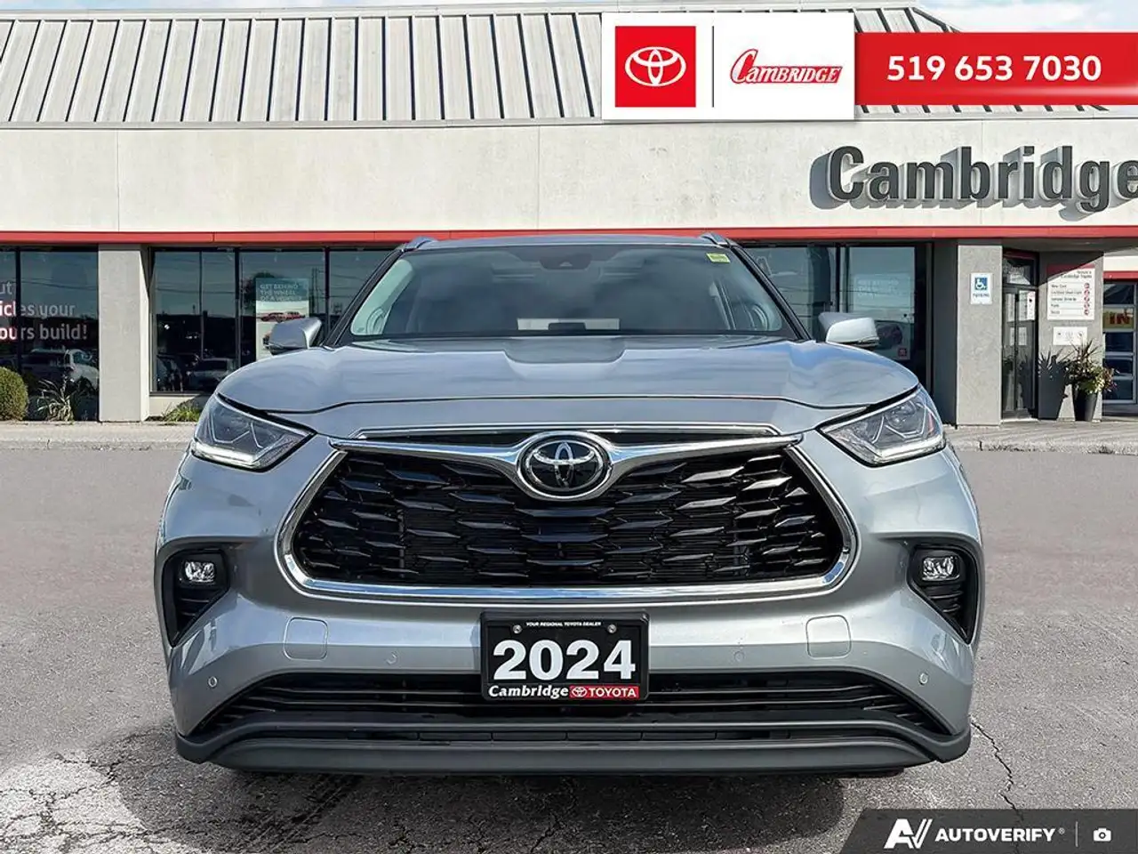 Toyota Highlander снимка Toyota Highlander